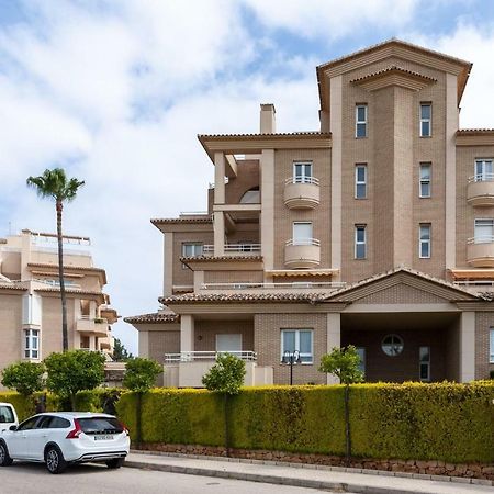 Buganvilla Oliva Esterno foto